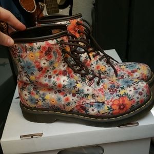 Wanderlust Flower Docs
